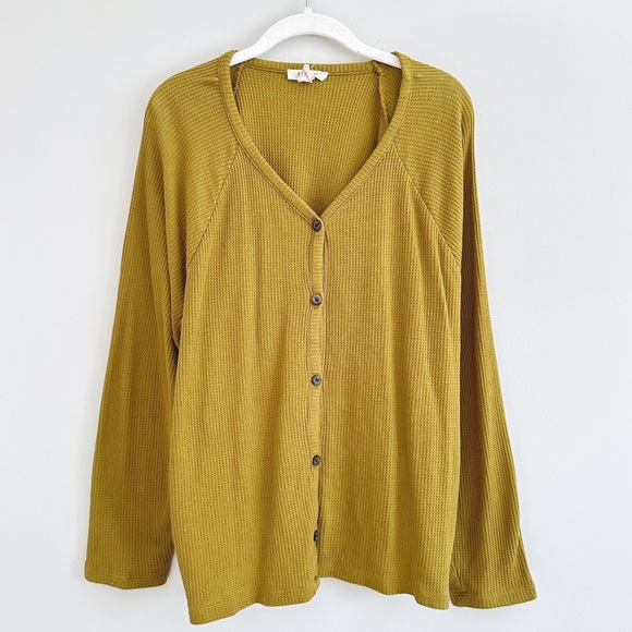 Madewell Sweaters - Madewell XL Boho Waffle Knit Button-Front Sweater Cardigan Long Sleeve Size XL